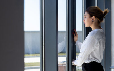 Serramenti con apertura a bilico o scorrevoli: vantaggi e svantaggi