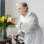 Come rendere il bagno più sicuro per anziani e persone con mobilità ridotta